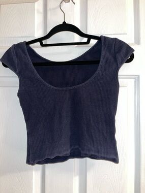 Ribbed Scoop-Neck Crop Top